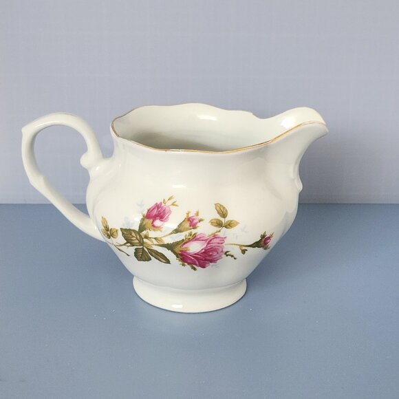 Karolina Porcelain Cream Jug - Picture 1 of 4